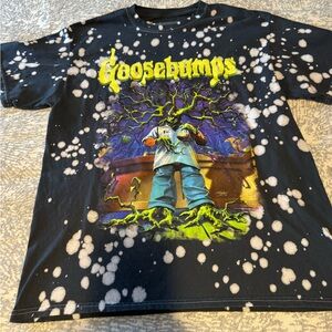 Goosebumps Plant Man Retro Graphic Print T-Shirt Size Medium Splatter Dye Grey